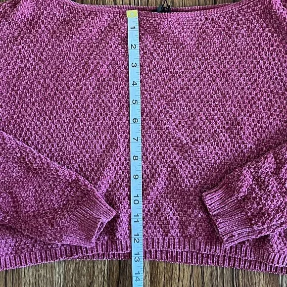 Nasty Gal Women's Cropped Long sleeve Super Soft Rose Pullover Sweater Sz S - Picture 7 of 9